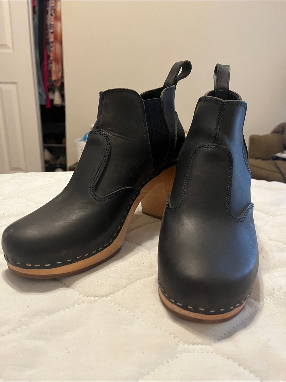 Swedish Hasbeens 39 black leather & wood heeled platform Chelsea booties